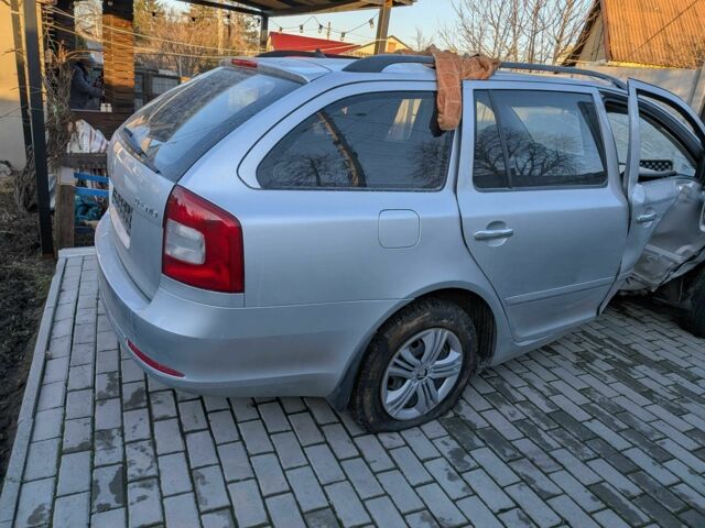 Сірий Шкода Октавія, об'ємом двигуна 1.8 л та пробігом 198 тис. км за 2100 $, фото 1 на Automoto.ua