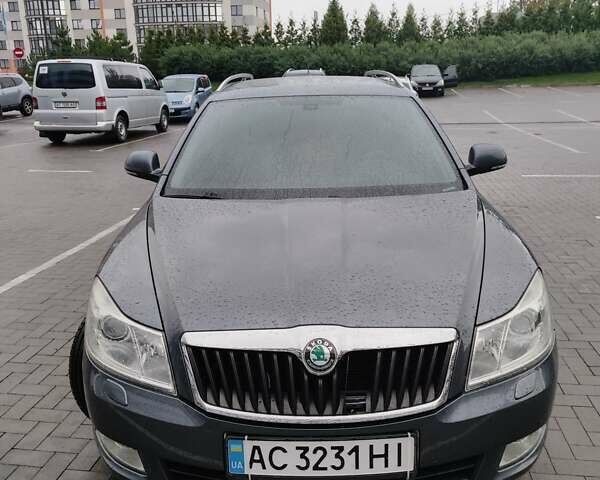 Серый Шкода Октавия, объемом двигателя 1.8 л и пробегом 298 тыс. км за 8100 $, фото 1 на Automoto.ua