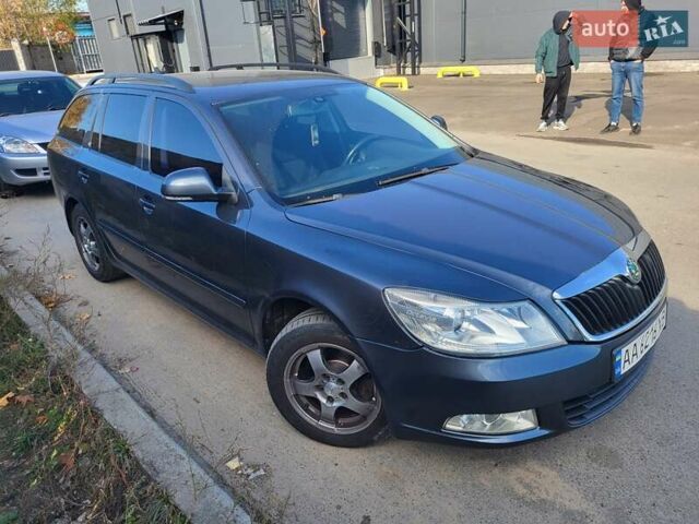 Серый Шкода Октавия, объемом двигателя 1.6 л и пробегом 221 тыс. км за 6500 $, фото 1 на Automoto.ua