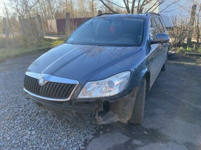 Серый Шкода Октавия, объемом двигателя 1.6 л и пробегом 290 тыс. км за 4200 $, фото 1 на Automoto.ua