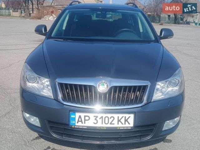 Сірий Шкода Октавія, об'ємом двигуна 1.8 л та пробігом 215 тис. км за 8300 $, фото 1 на Automoto.ua