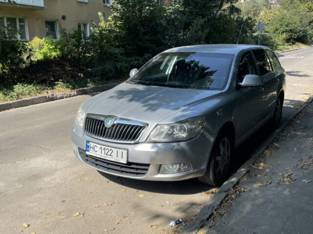 Сірий Шкода Октавія, об'ємом двигуна 1.8 л та пробігом 247 тис. км за 6500 $, фото 1 на Automoto.ua