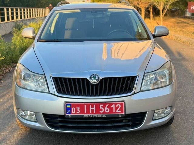 Сірий Шкода Октавія, об'ємом двигуна 1.4 л та пробігом 224 тис. км за 7800 $, фото 1 на Automoto.ua