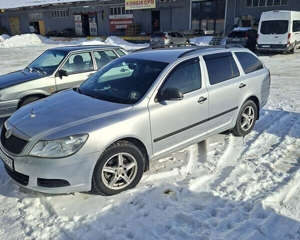 Серый Шкода Октавия, объемом двигателя 1.9 л и пробегом 285 тыс. км за 7000 $, фото 1 на Automoto.ua