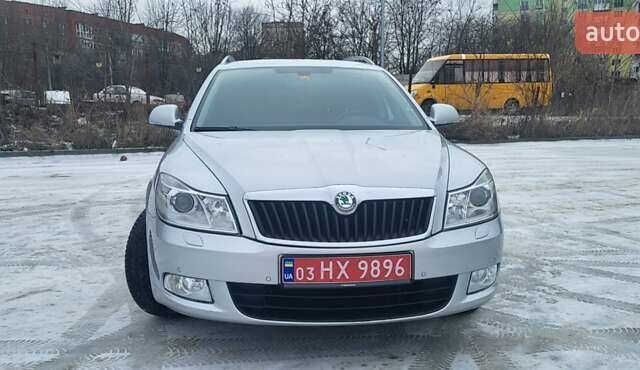 Серый Шкода Октавия, объемом двигателя 1.8 л и пробегом 190 тыс. км за 10300 $, фото 1 на Automoto.ua