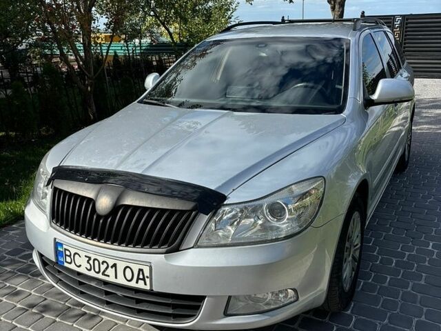 Серый Шкода Октавия, объемом двигателя 1.6 л и пробегом 308 тыс. км за 6200 $, фото 1 на Automoto.ua