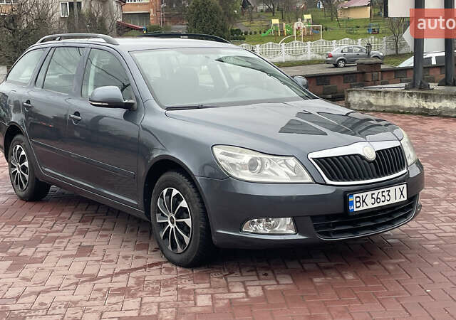 Сірий Шкода Октавія, об'ємом двигуна 1.8 л та пробігом 183 тис. км за 7200 $, фото 1 на Automoto.ua