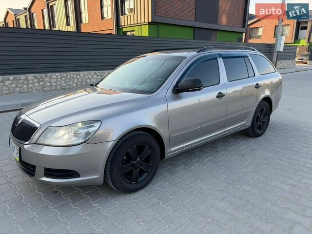 Сірий Шкода Октавія, об'ємом двигуна 1.9 л та пробігом 331 тис. км за 6399 $, фото 1 на Automoto.ua