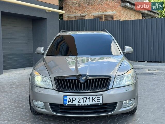 Сірий Шкода Октавія, об'ємом двигуна 1.6 л та пробігом 263 тис. км за 6500 $, фото 1 на Automoto.ua