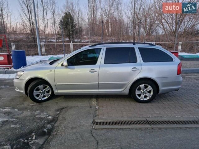 Сірий Шкода Октавія, об'ємом двигуна 1.8 л та пробігом 220 тис. км за 7500 $, фото 1 на Automoto.ua