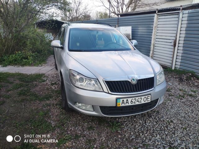 Сірий Шкода Октавія, об'ємом двигуна 1.8 л та пробігом 160 тис. км за 8100 $, фото 1 на Automoto.ua