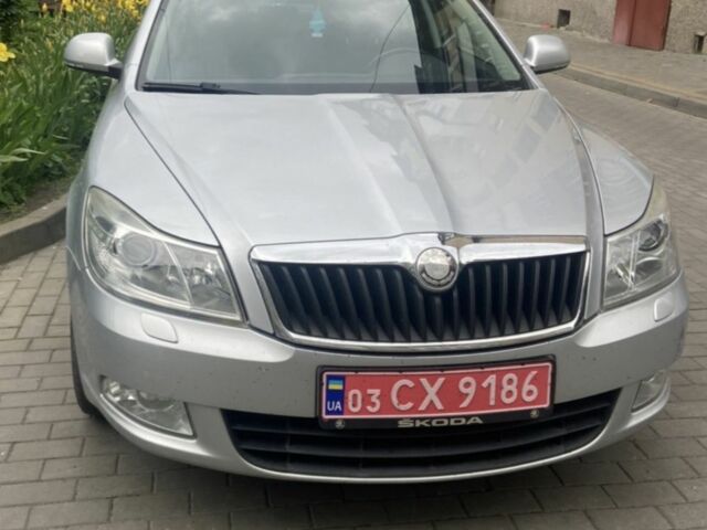 Серый Шкода Октавия, объемом двигателя 1.8 л и пробегом 250 тыс. км за 7800 $, фото 1 на Automoto.ua