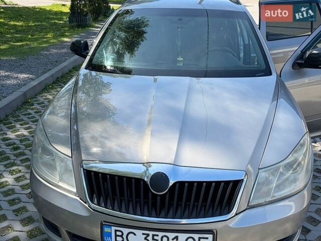 Серый Шкода Октавия, объемом двигателя 1.9 л и пробегом 330 тыс. км за 6600 $, фото 1 на Automoto.ua