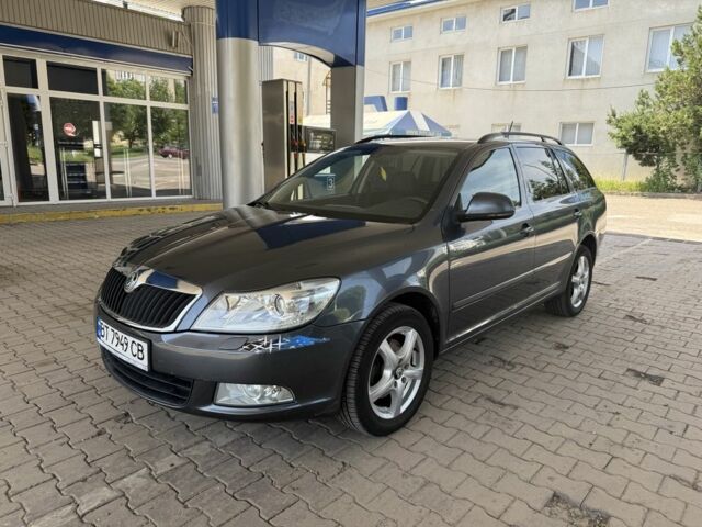 Сірий Шкода Октавія, об'ємом двигуна 2 л та пробігом 275 тис. км за 6900 $, фото 1 на Automoto.ua