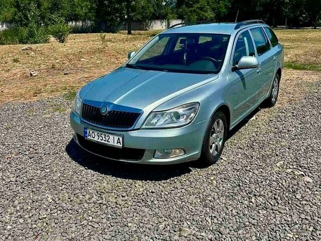 Серый Шкода Октавия, объемом двигателя 1.6 л и пробегом 366 тыс. км за 6500 $, фото 1 на Automoto.ua