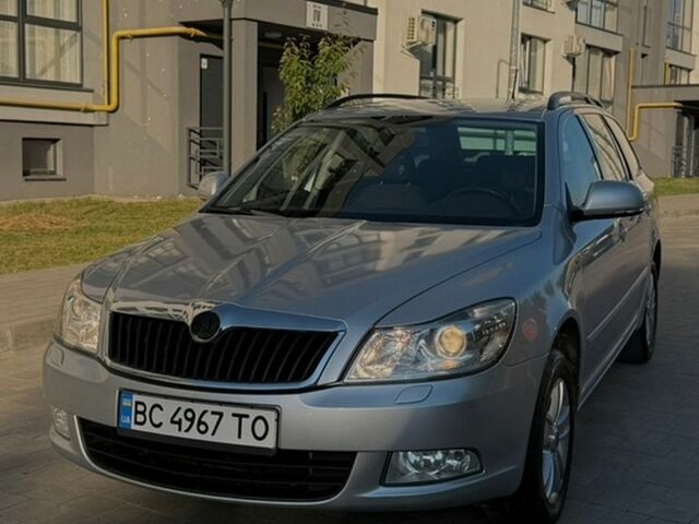 Серый Шкода Октавия, объемом двигателя 1.8 л и пробегом 126 тыс. км за 8400 $, фото 1 на Automoto.ua