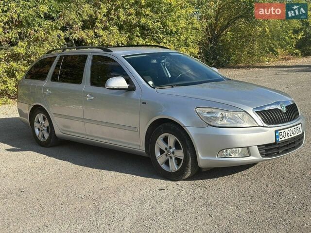 Сірий Шкода Октавія, об'ємом двигуна 1.6 л та пробігом 268 тис. км за 7300 $, фото 1 на Automoto.ua
