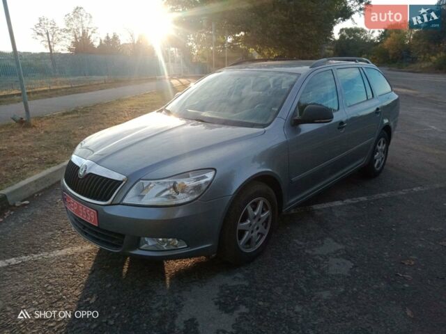 Серый Шкода Октавия, объемом двигателя 1.2 л и пробегом 240 тыс. км за 6300 $, фото 1 на Automoto.ua