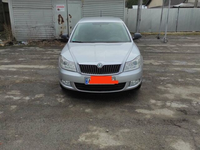 Сірий Шкода Октавія, об'ємом двигуна 1.6 л та пробігом 275 тис. км за 8150 $, фото 1 на Automoto.ua