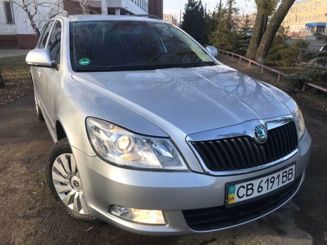 Серый Шкода Октавия, объемом двигателя 1.6 л и пробегом 180 тыс. км за 10500 $, фото 1 на Automoto.ua