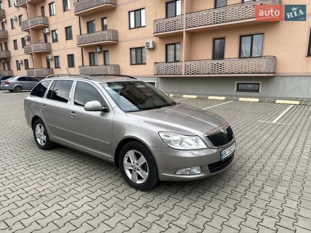 Серый Шкода Октавия, объемом двигателя 1.97 л и пробегом 277 тыс. км за 8900 $, фото 1 на Automoto.ua