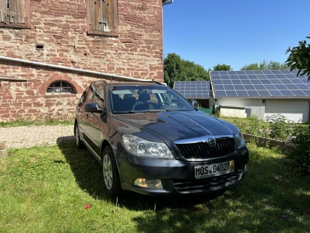 Сірий Шкода Октавія, об'ємом двигуна 1.2 л та пробігом 270 тис. км за 5500 $, фото 1 на Automoto.ua