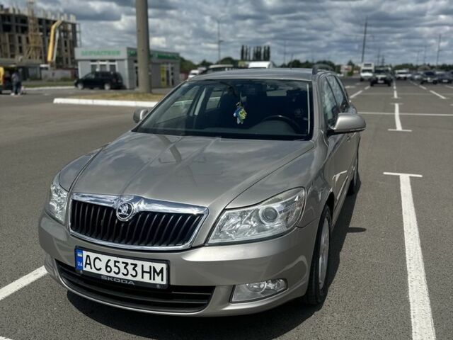 Серый Шкода Октавия, объемом двигателя 1.8 л и пробегом 190 тыс. км за 8500 $, фото 1 на Automoto.ua