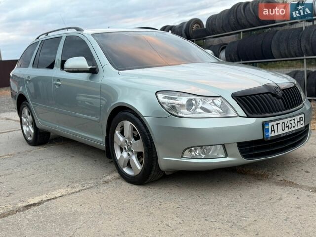 Сірий Шкода Октавія, об'ємом двигуна 1.6 л та пробігом 327 тис. км за 6599 $, фото 1 на Automoto.ua