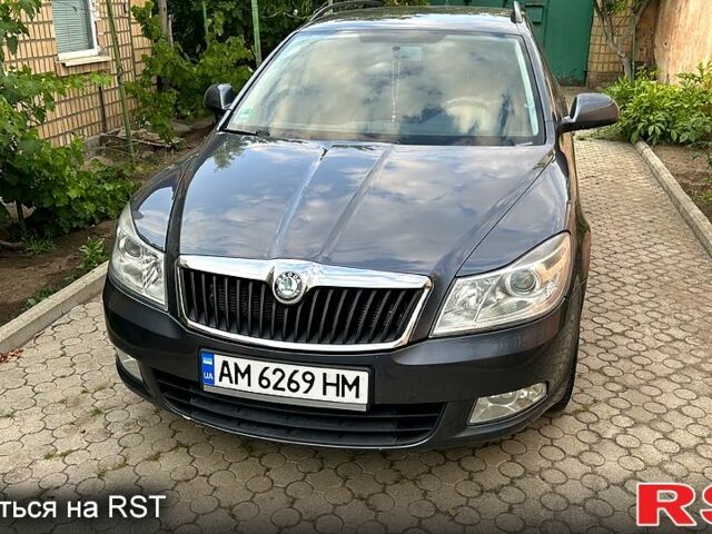Сірий Шкода Октавія, об'ємом двигуна 1.6 л та пробігом 256 тис. км за 7500 $, фото 1 на Automoto.ua