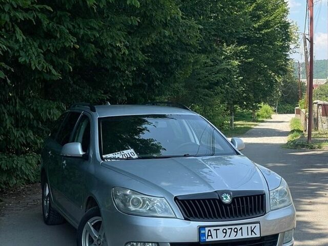 Сірий Шкода Октавія, об'ємом двигуна 1.6 л та пробігом 325 тис. км за 5500 $, фото 1 на Automoto.ua