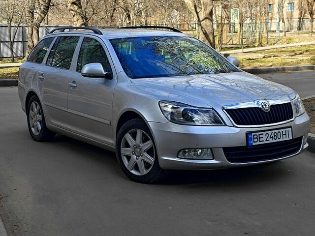 Серый Шкода Октавия, объемом двигателя 1.8 л и пробегом 200 тыс. км за 7599 $, фото 1 на Automoto.ua