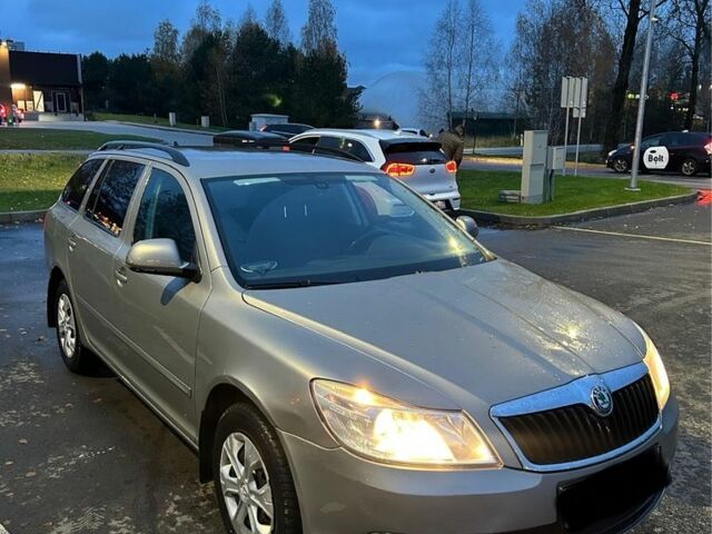 Сірий Шкода Октавія, об'ємом двигуна 1.6 л та пробігом 238 тис. км за 3015 $, фото 1 на Automoto.ua