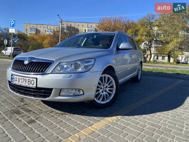 Серый Шкода Октавия, объемом двигателя 2 л и пробегом 340 тыс. км за 8900 $, фото 1 на Automoto.ua