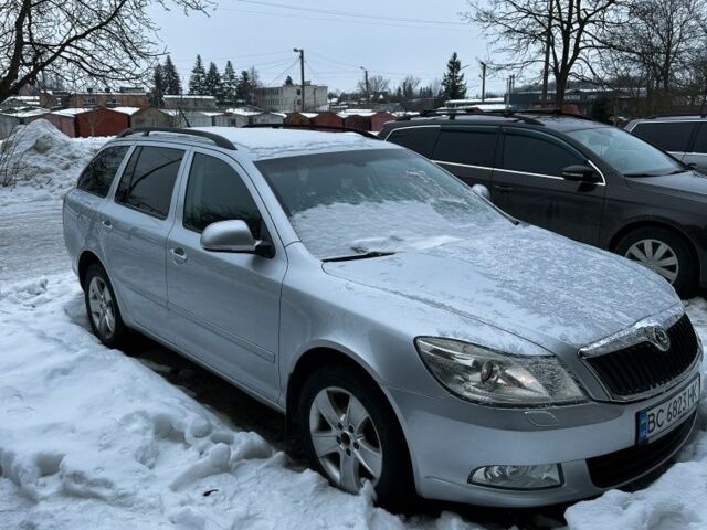 Сірий Шкода Октавія, об'ємом двигуна 1.6 л та пробігом 240 тис. км за 7700 $, фото 1 на Automoto.ua