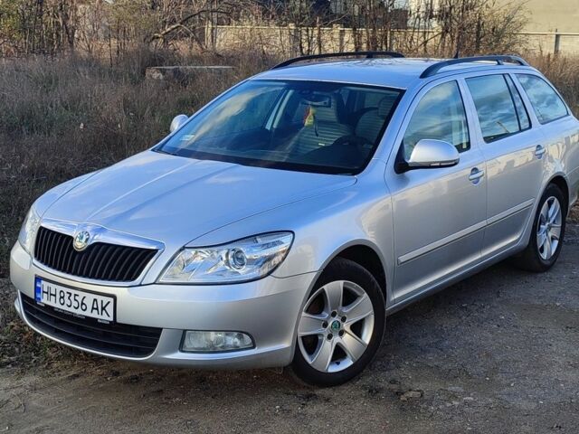 Серый Шкода Октавия, объемом двигателя 1.6 л и пробегом 242 тыс. км за 7800 $, фото 1 на Automoto.ua