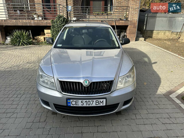 Серый Шкода Октавия, объемом двигателя 1.6 л и пробегом 374 тыс. км за 6600 $, фото 1 на Automoto.ua