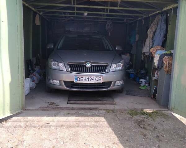 Сірий Шкода Октавія, об'ємом двигуна 1.6 л та пробігом 238 тис. км за 8400 $, фото 1 на Automoto.ua