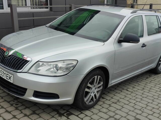 Серый Шкода Октавия, объемом двигателя 1.6 л и пробегом 279 тыс. км за 6700 $, фото 1 на Automoto.ua