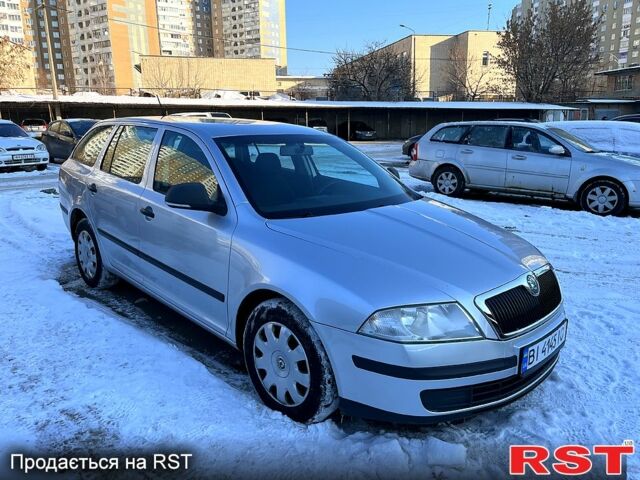 Серый Шкода Октавия, объемом двигателя 1.6 л и пробегом 219 тыс. км за 6800 $, фото 1 на Automoto.ua