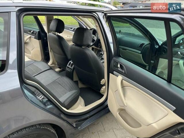 Серый Шкода Октавия, объемом двигателя 1.2 л и пробегом 173 тыс. км за 7850 $, фото 1 на Automoto.ua