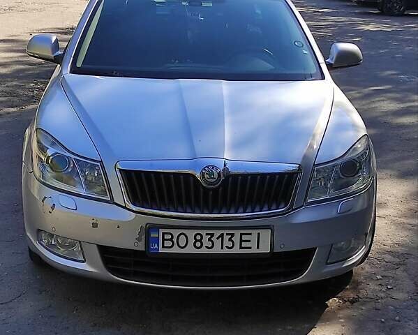 Сірий Шкода Октавія, об'ємом двигуна 1.6 л та пробігом 256 тис. км за 8600 $, фото 1 на Automoto.ua