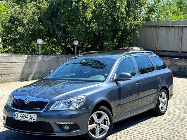 Сірий Шкода Октавія, об'ємом двигуна 2 л та пробігом 220 тис. км за 11500 $, фото 1 на Automoto.ua