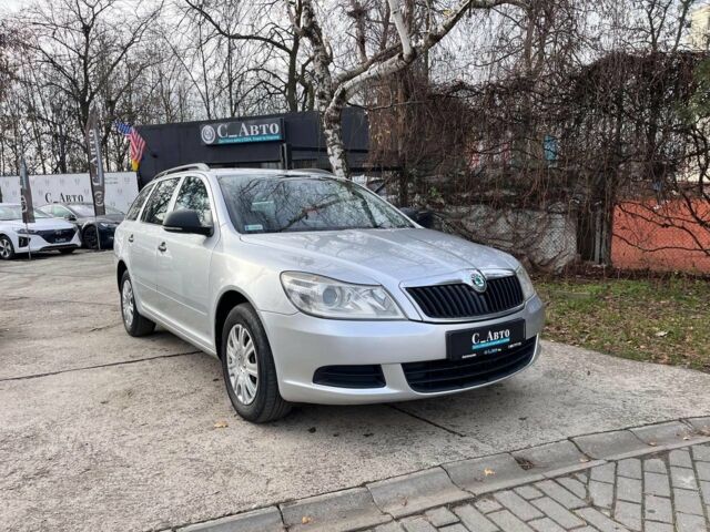 Сірий Шкода Октавія, об'ємом двигуна 1.6 л та пробігом 324 тис. км за 6900 $, фото 1 на Automoto.ua
