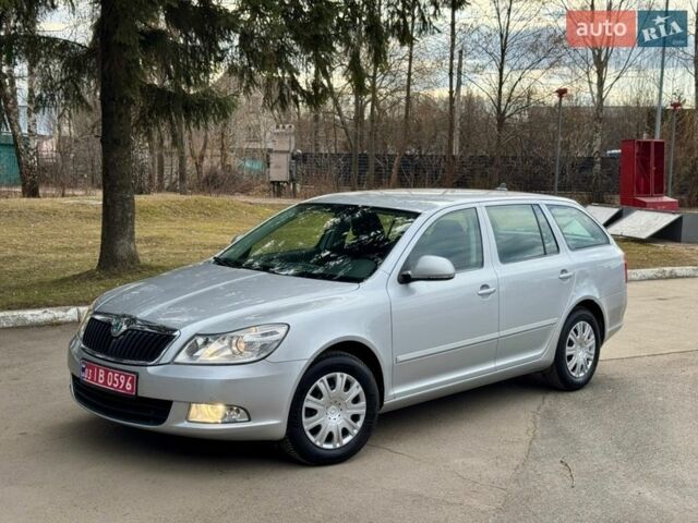 Серый Шкода Октавия, объемом двигателя 1.4 л и пробегом 223 тыс. км за 7250 $, фото 1 на Automoto.ua