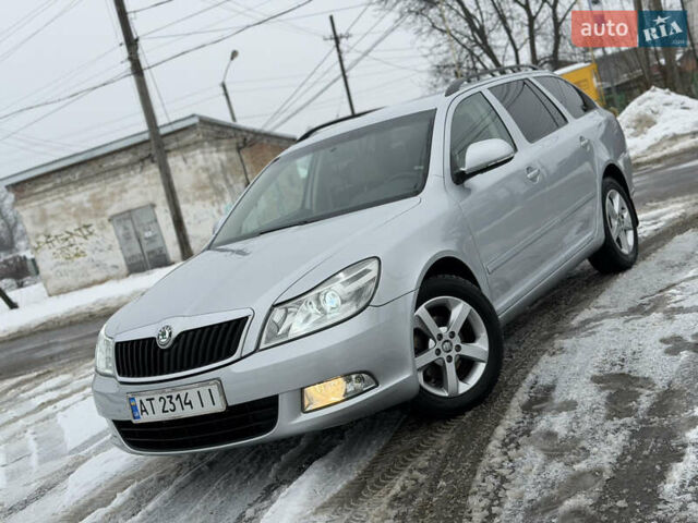 Сірий Шкода Октавія, об'ємом двигуна 1.6 л та пробігом 387 тис. км за 6999 $, фото 1 на Automoto.ua