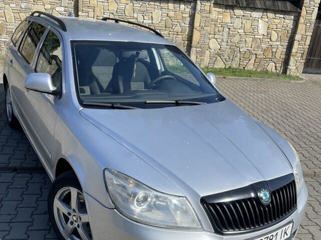 Серый Шкода Октавия, объемом двигателя 1.6 л и пробегом 320 тыс. км за 6300 $, фото 1 на Automoto.ua