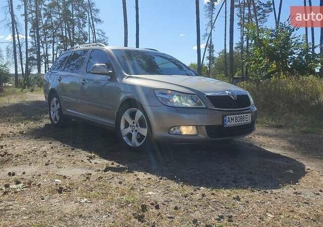 Серый Шкода Октавия, объемом двигателя 1.6 л и пробегом 264 тыс. км за 6750 $, фото 1 на Automoto.ua
