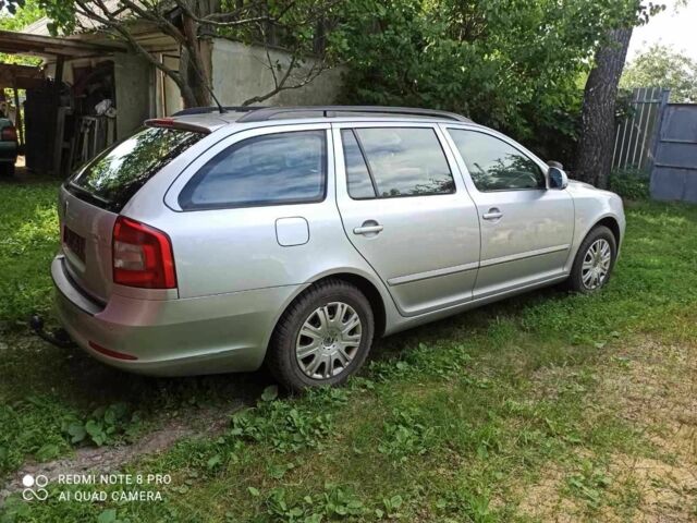 Серый Шкода Октавия, объемом двигателя 1.6 л и пробегом 257 тыс. км за 6806 $, фото 1 на Automoto.ua