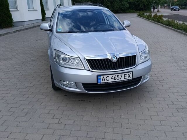 Серый Шкода Октавия, объемом двигателя 1.6 л и пробегом 271 тыс. км за 7482 $, фото 1 на Automoto.ua