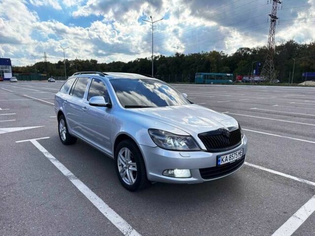 Сірий Шкода Октавія, об'ємом двигуна 1.8 л та пробігом 234 тис. км за 7900 $, фото 1 на Automoto.ua
